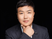 巴特利实木定制董事长孙凤秋:紧跟潮流不断创新,共绘未来整木定制王国